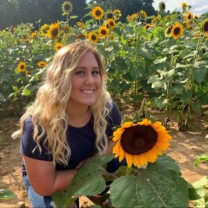 Meet your Posher, Amber